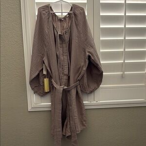 NWT Aritzia Wilfred Free Organic Cotton Size Medium